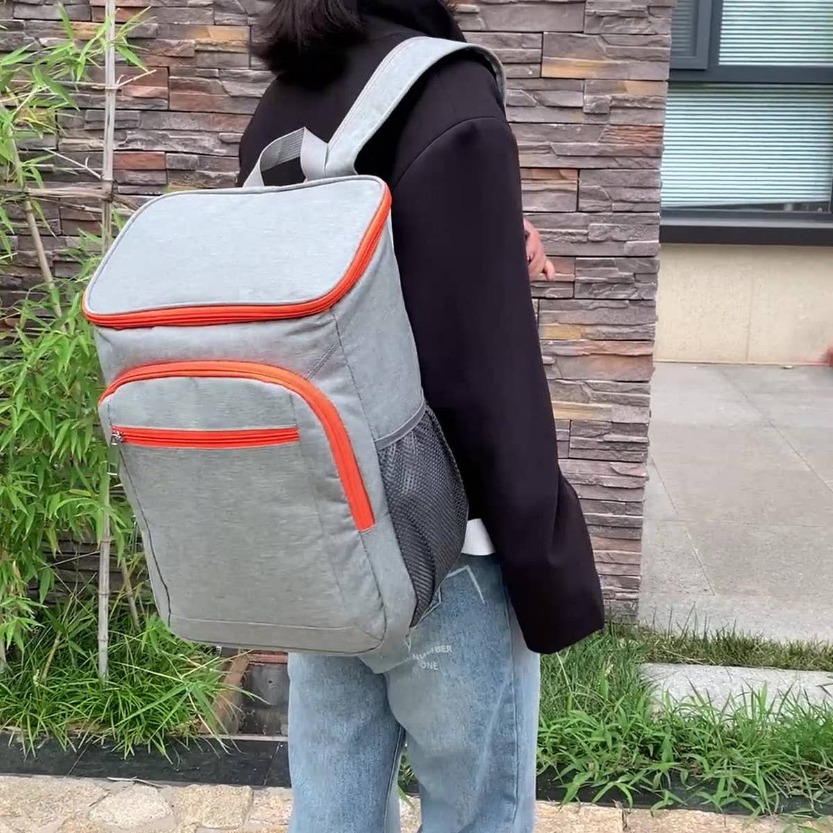 Large Insulated Outdoor Backpack for Camping_CWAB5425