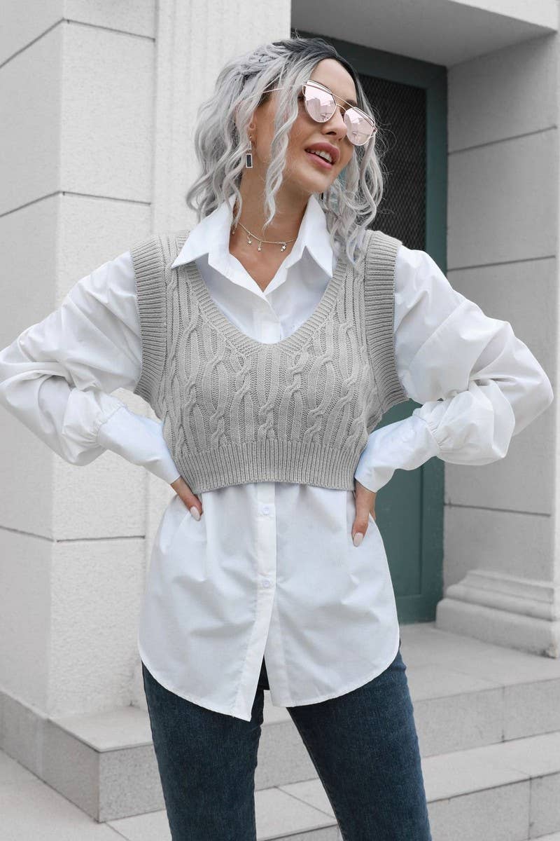 CWOV0500_CABLE KNIT V-NECK CROPPED VEST SWEATER