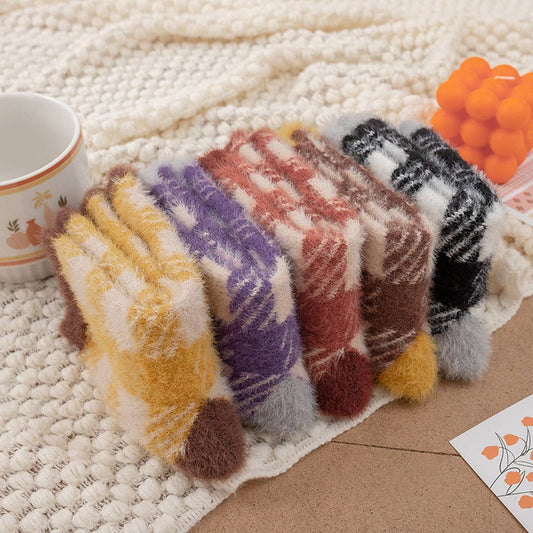 MID-TUBE WINTER WARM PLUSH SLEEPING SOCKS