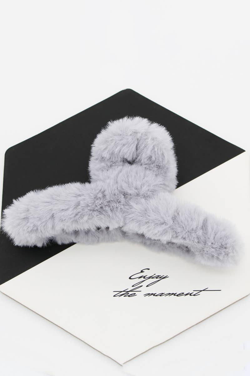 MULTICOLOR FAUX RABBIT FUR HAIR CLAW CLIP TWIST_CWAHA0153