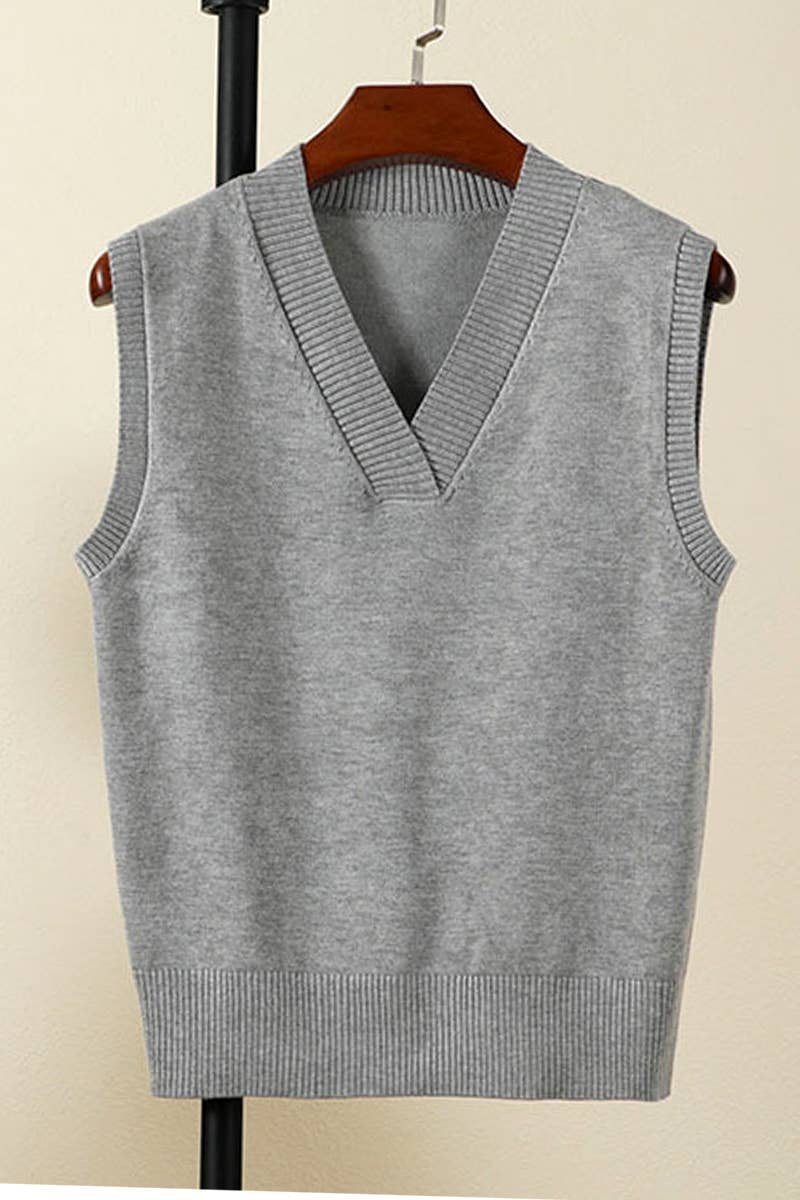 CWOSWSL0010  Simple Sleeveless V- Neck Pullover  Sweater