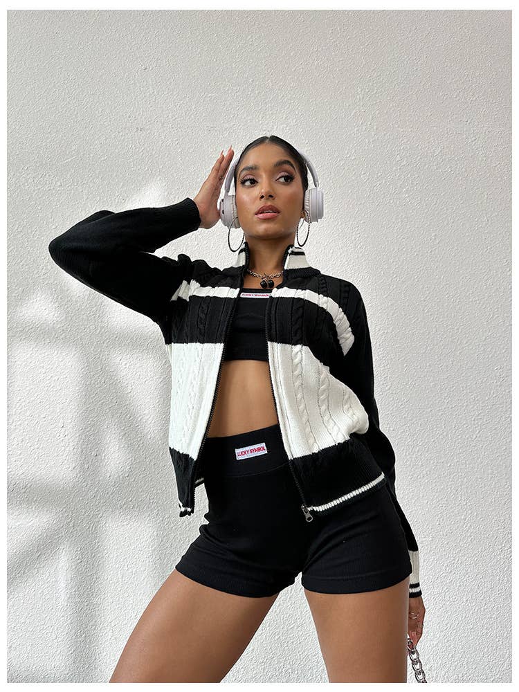 BLACK AND WHITE STRIPED LONG-SLEEVED CARDIGAN