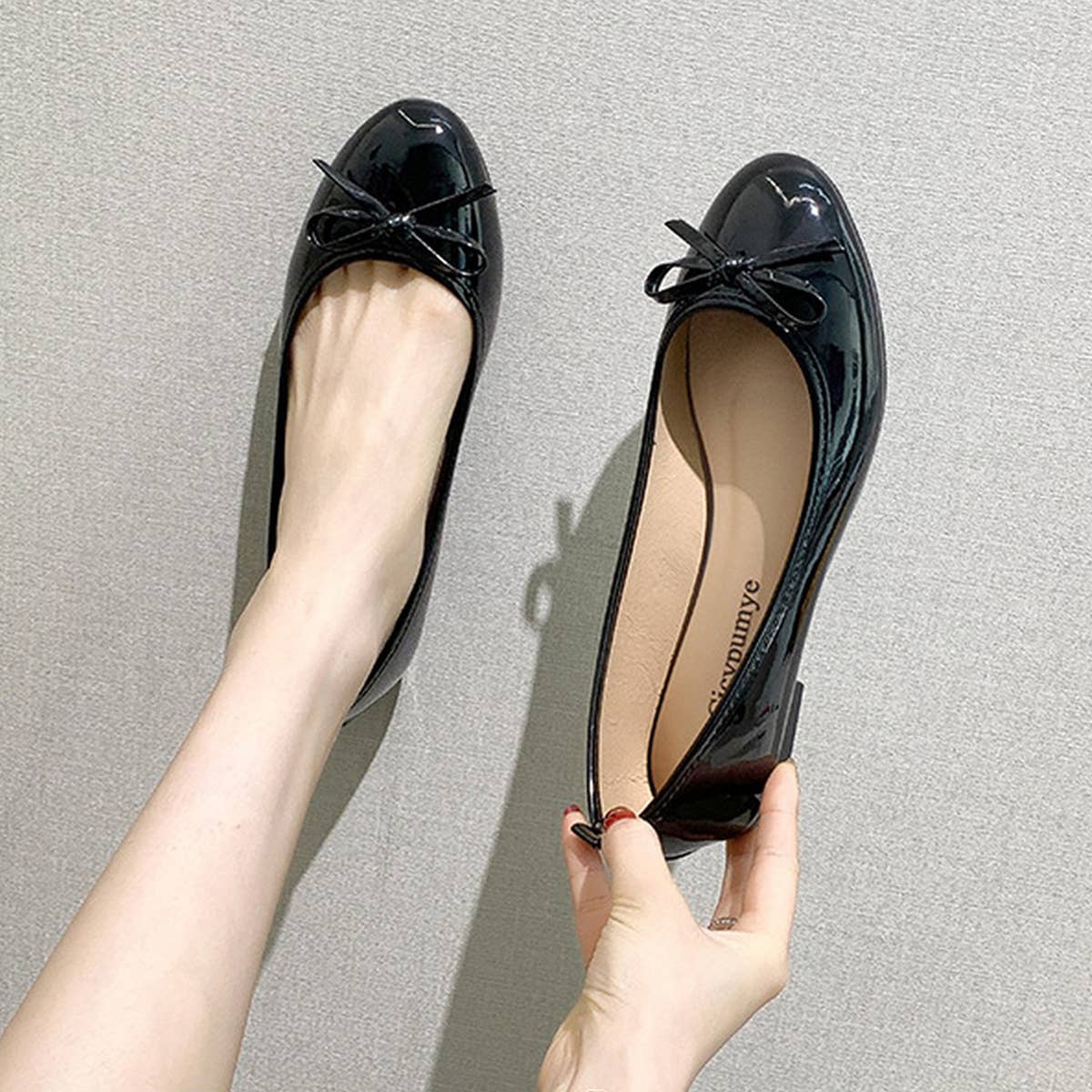 FLAT BOTTOM SOFT LEATHER BOW CASUAL WOMEN SHOES