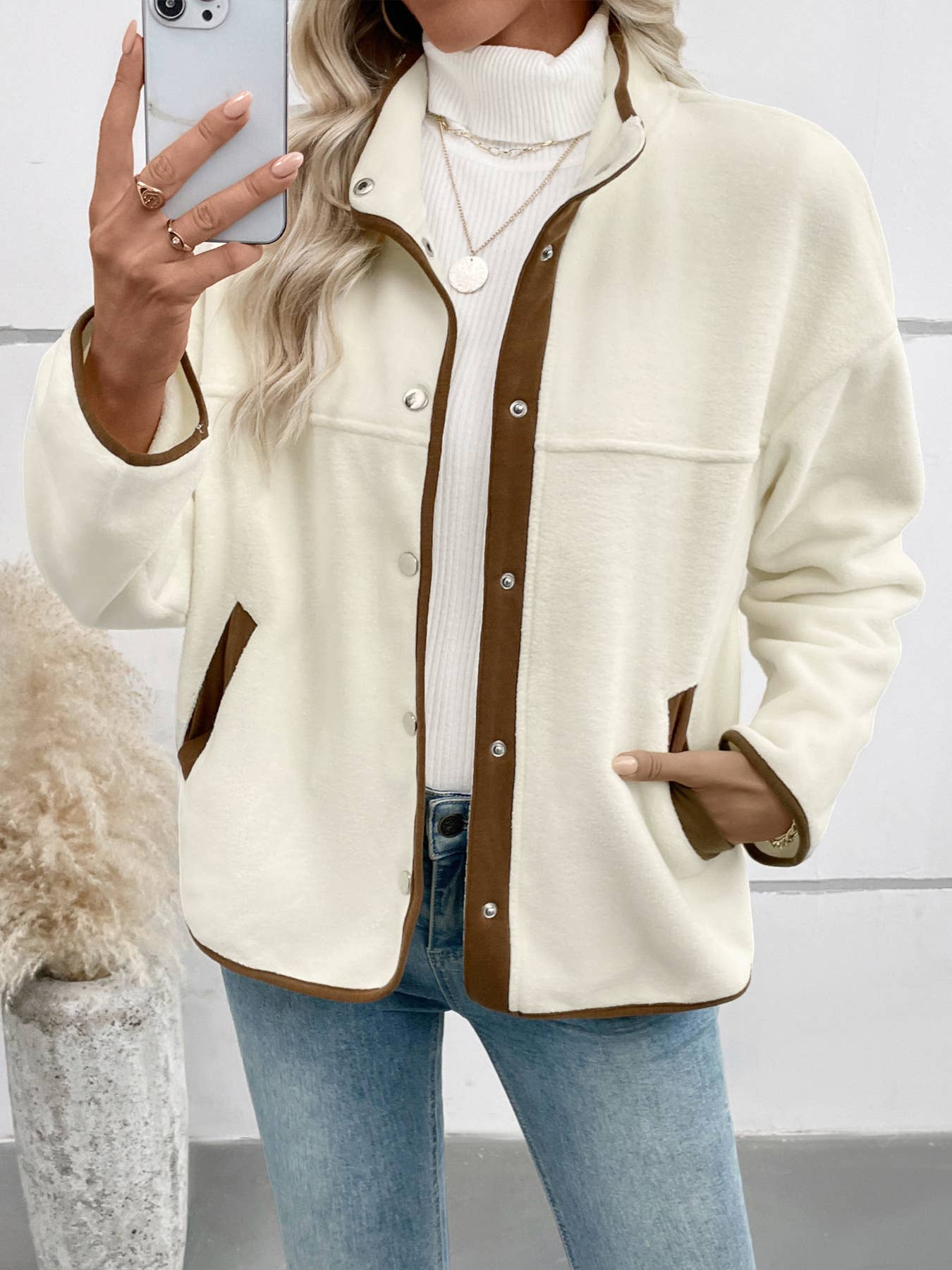 Color-blocking fleece single-breasted jacket