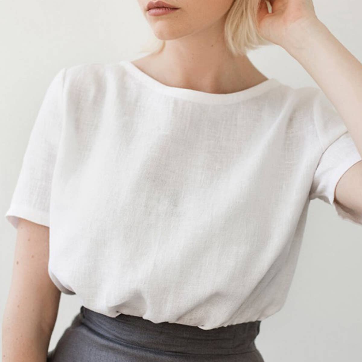 CREW-NECK CASUAL COTTON LINEN BLOUSE