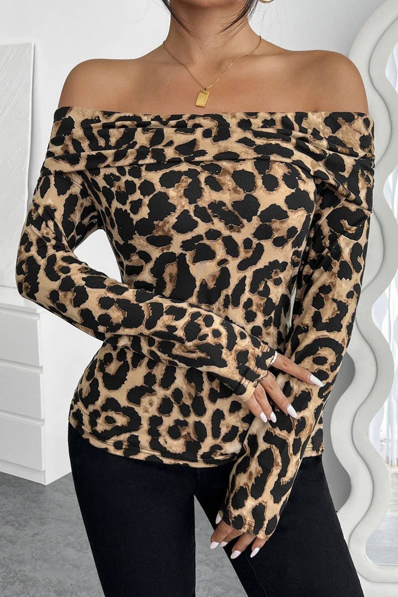CWTBLL3495_LEOPARD PRINT OFF-THE-SHOULDER LONG SLEEVE TOP