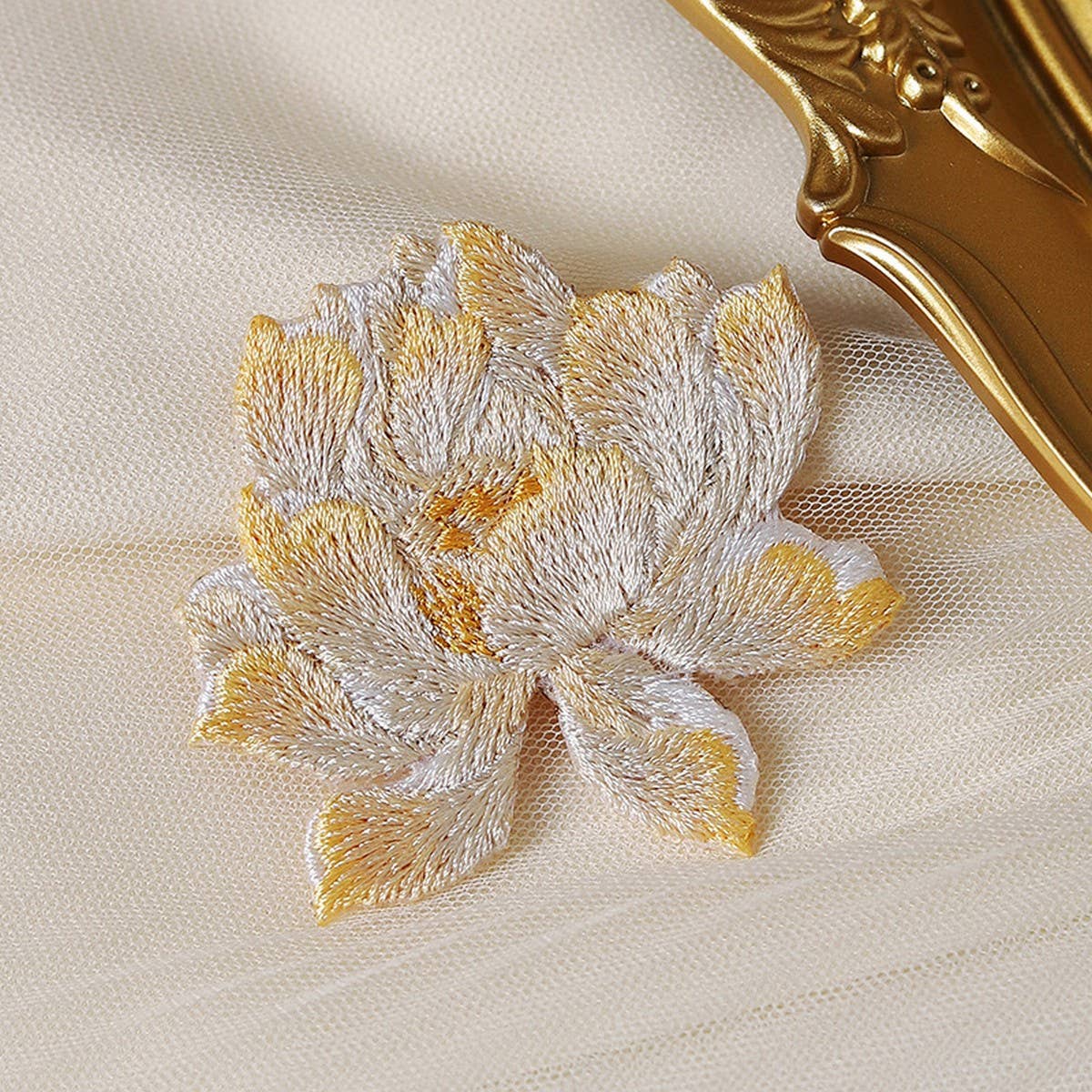 Lotus Flower Embroidered Patch for Stain Repair