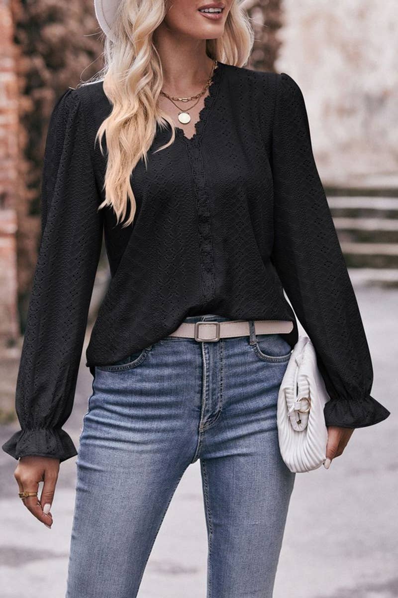 CWTBLL3761_SOLID COLOR RIPPED LACE V-NECK LONG-SLEEVED T-SHI