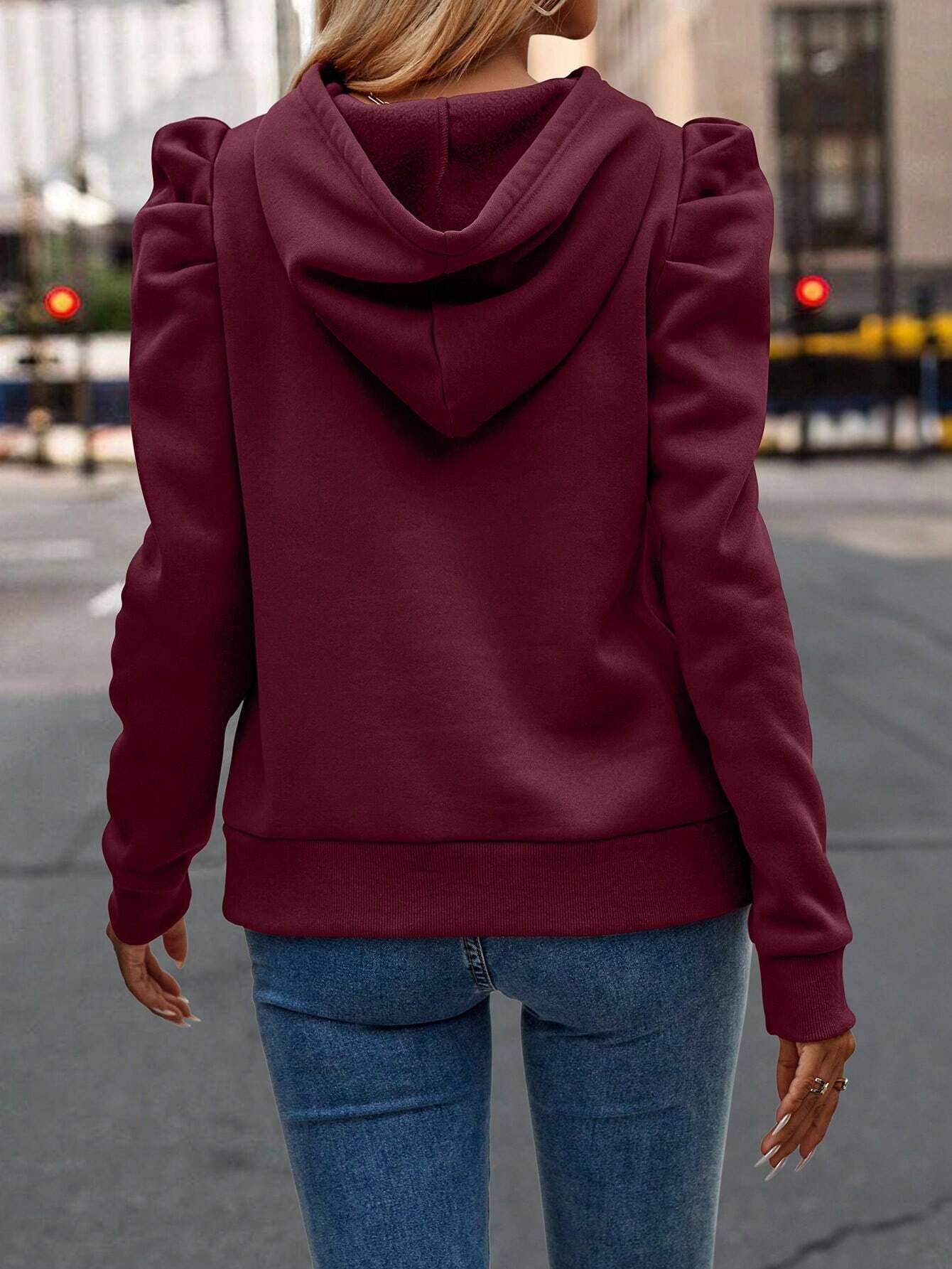 Fashionable hooded long sleeve casual sweatshirt