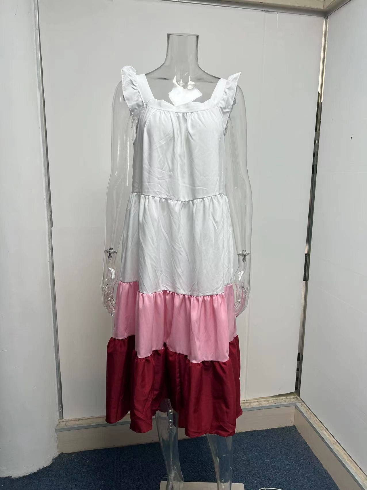 Bohemian-style two-tone square neck halter dress