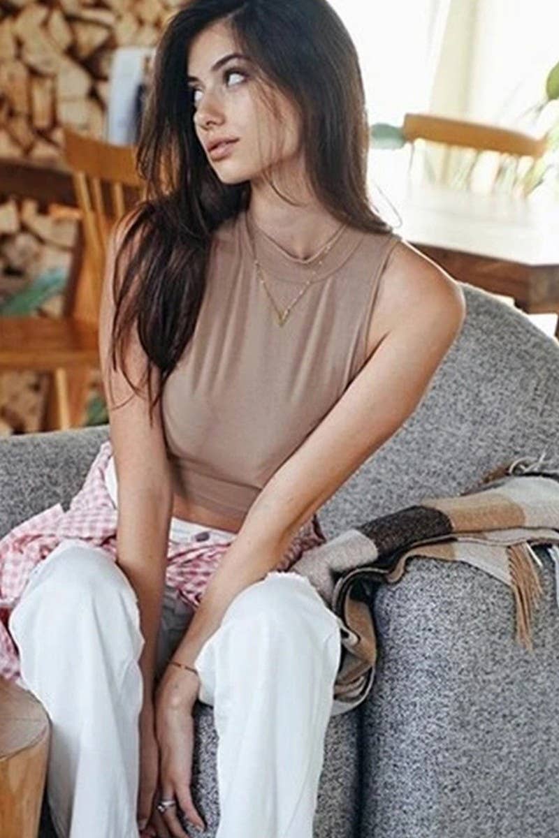 CWTTK0813_HALF TURTLENECK SLIM FIT SHORT SLEEVELESS VEST