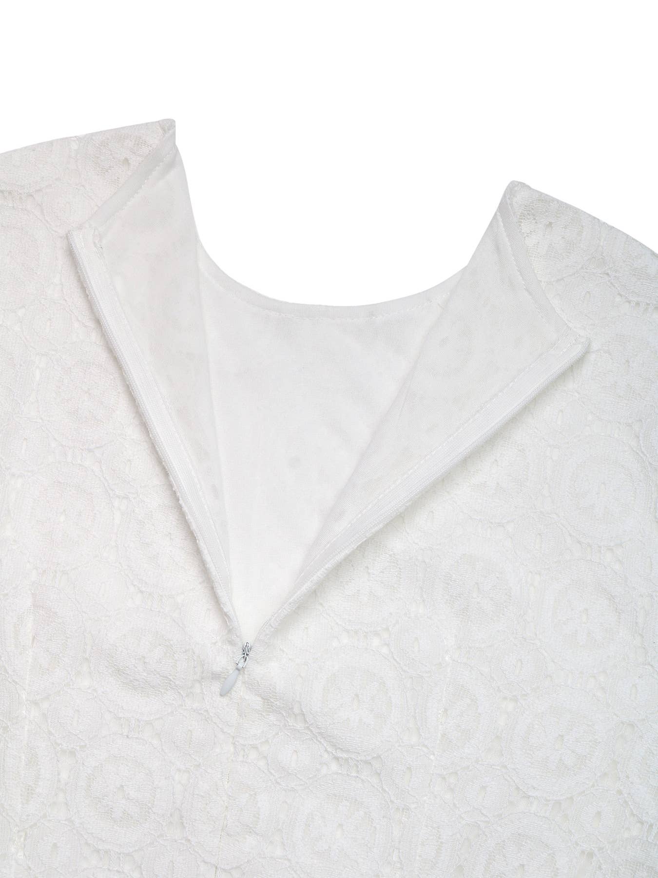 Elegant lace figure-hugging fishtail dress