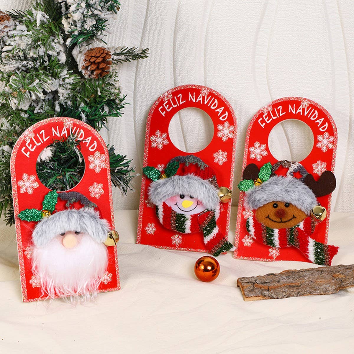 CHRISTMAS CARTOON HANGING WINDOW DECORATION