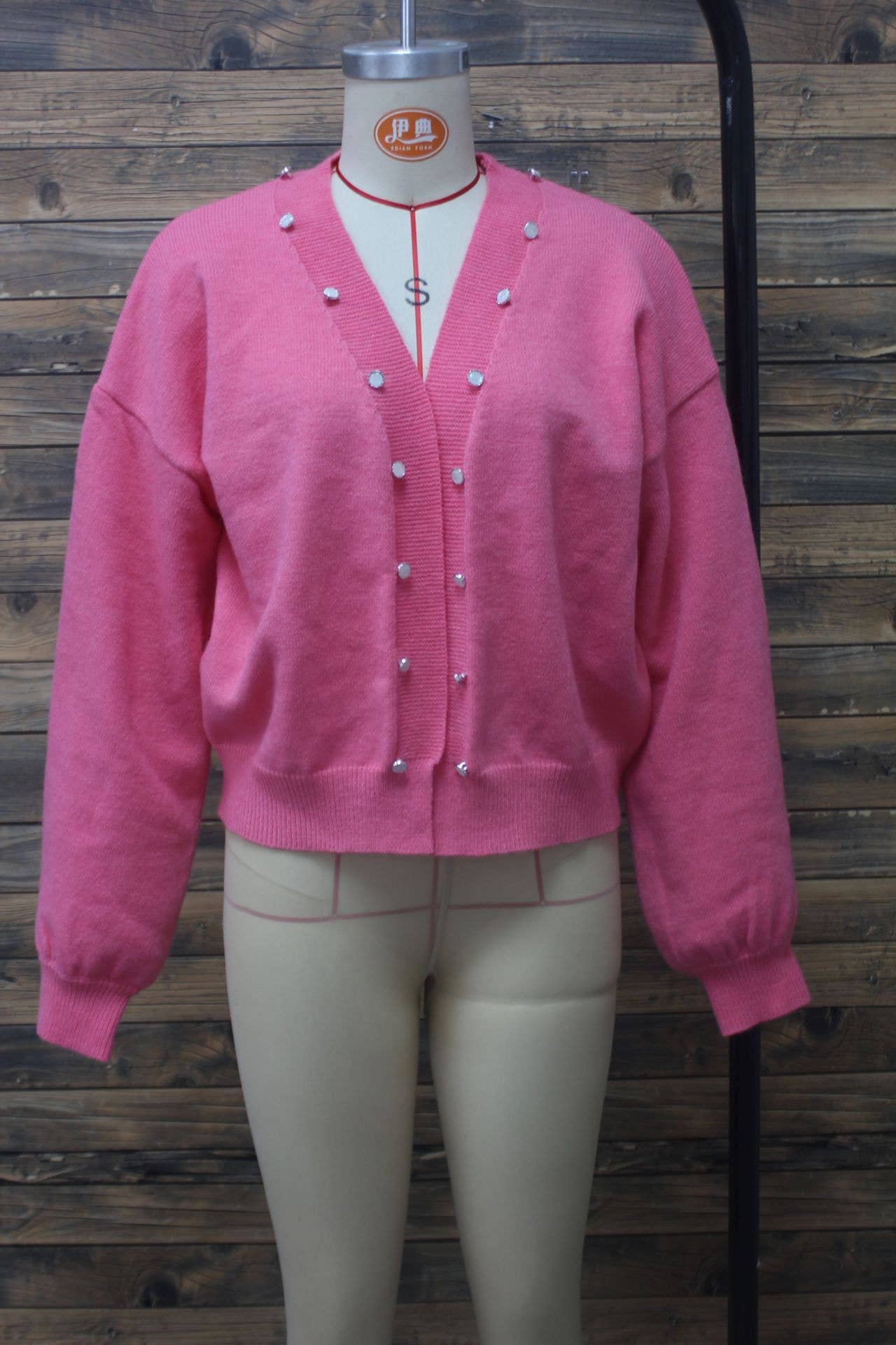 Beaded solid-color unbuttoned knitted cardigan