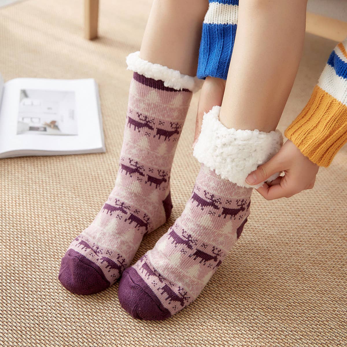 CHRISTMAS WARM PLUSH INDOOR SLIPPERS
