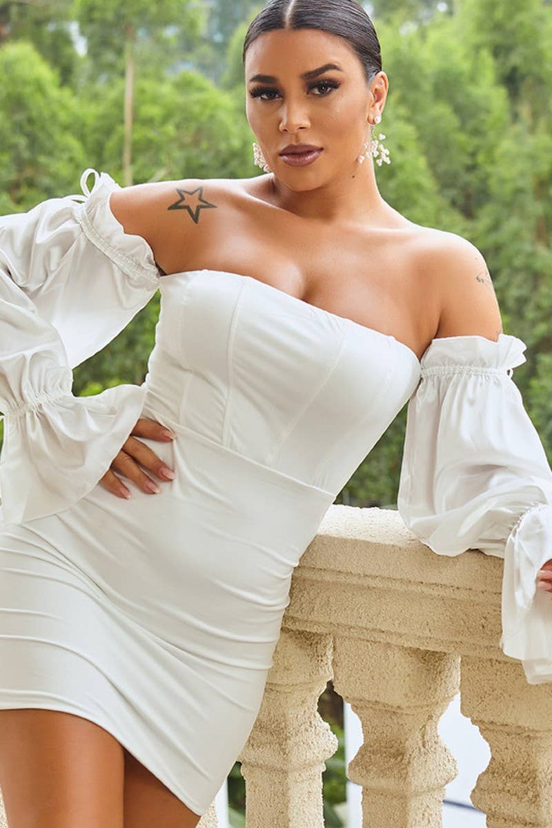 CWDSD10657_OFF SHOULDER LANTERN SLEEVE STRAPLESS DRESS