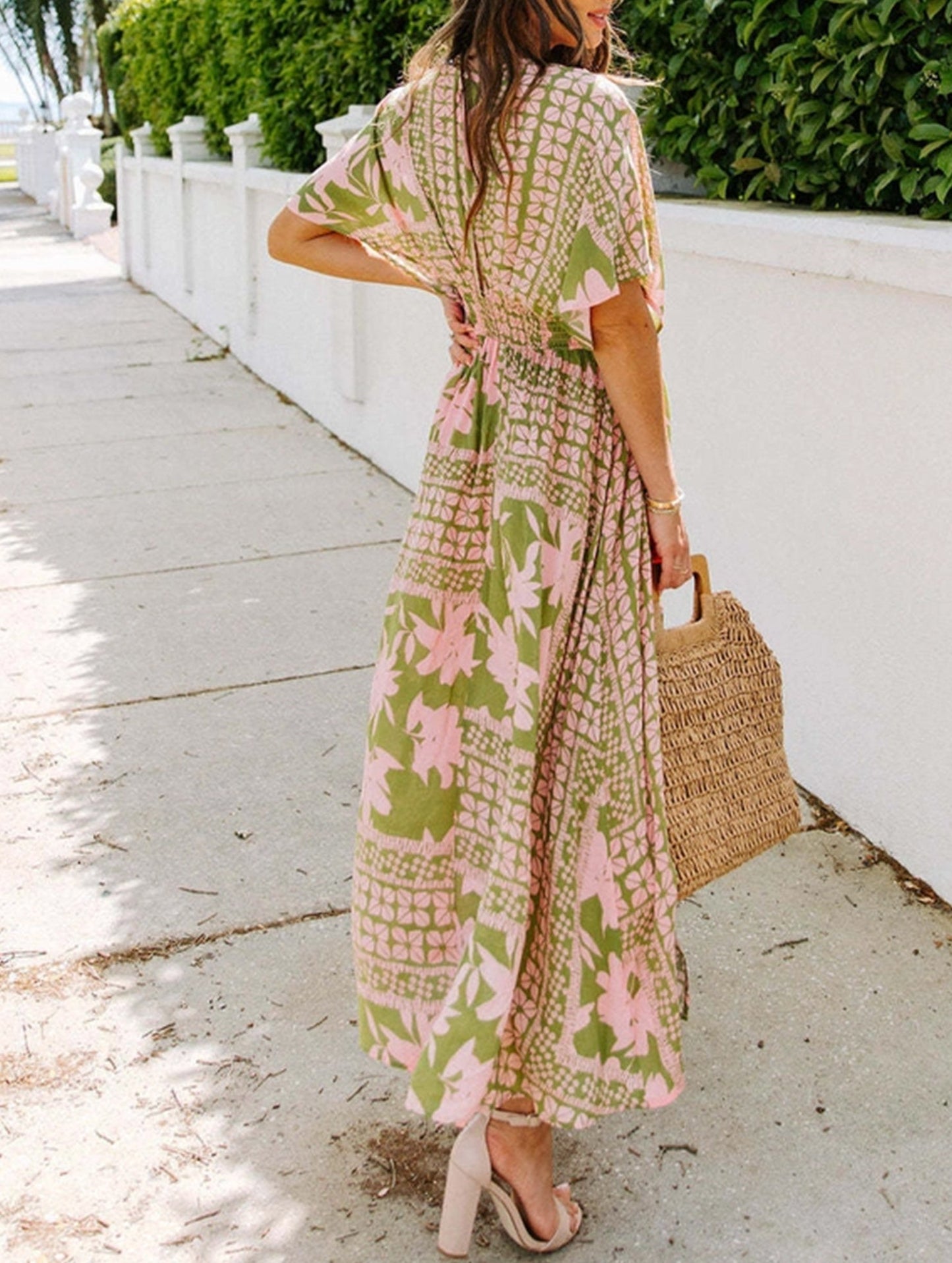 V Neck High Slit Dress with Fashion Print and High Waist Fit