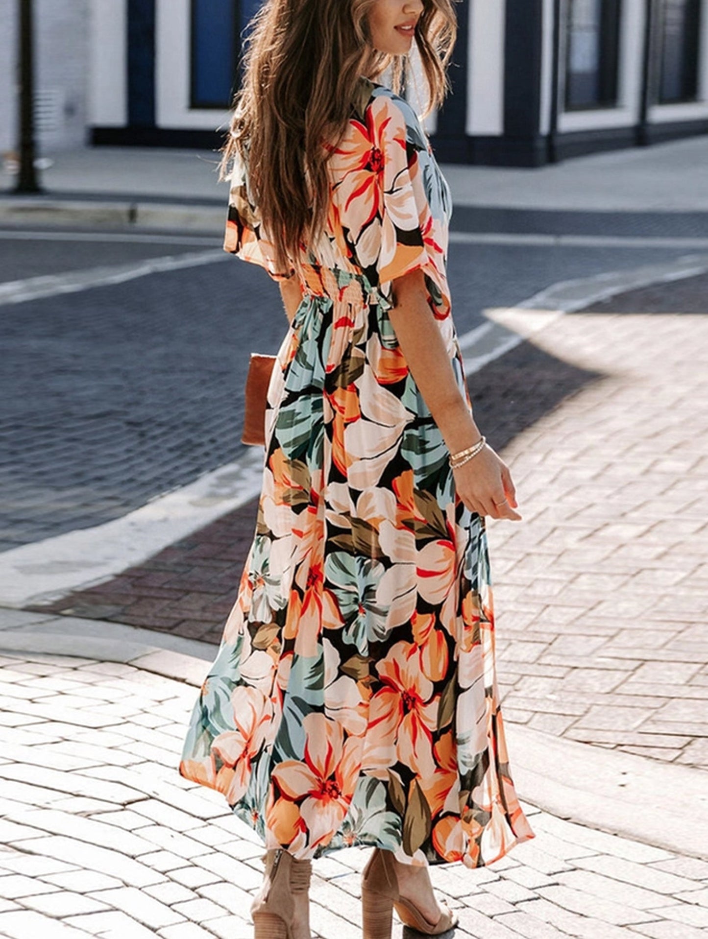 V Neck High Slit Dress with Fashion Print and High Waist Fit