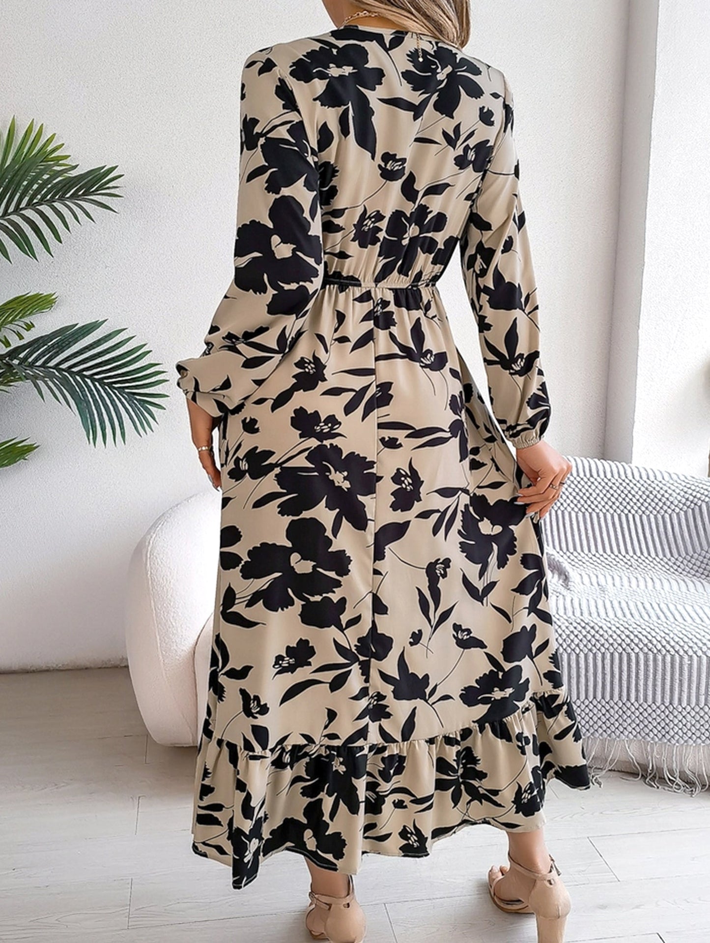 Loral Long Sleeve Peplum Dress ??Waist Tucked Elegance
