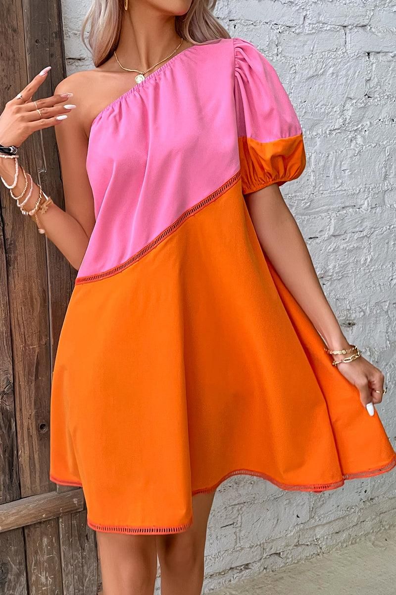 COLOR BLOCK ONE PUFF SHOULDER SHORT DRESS - Doublju