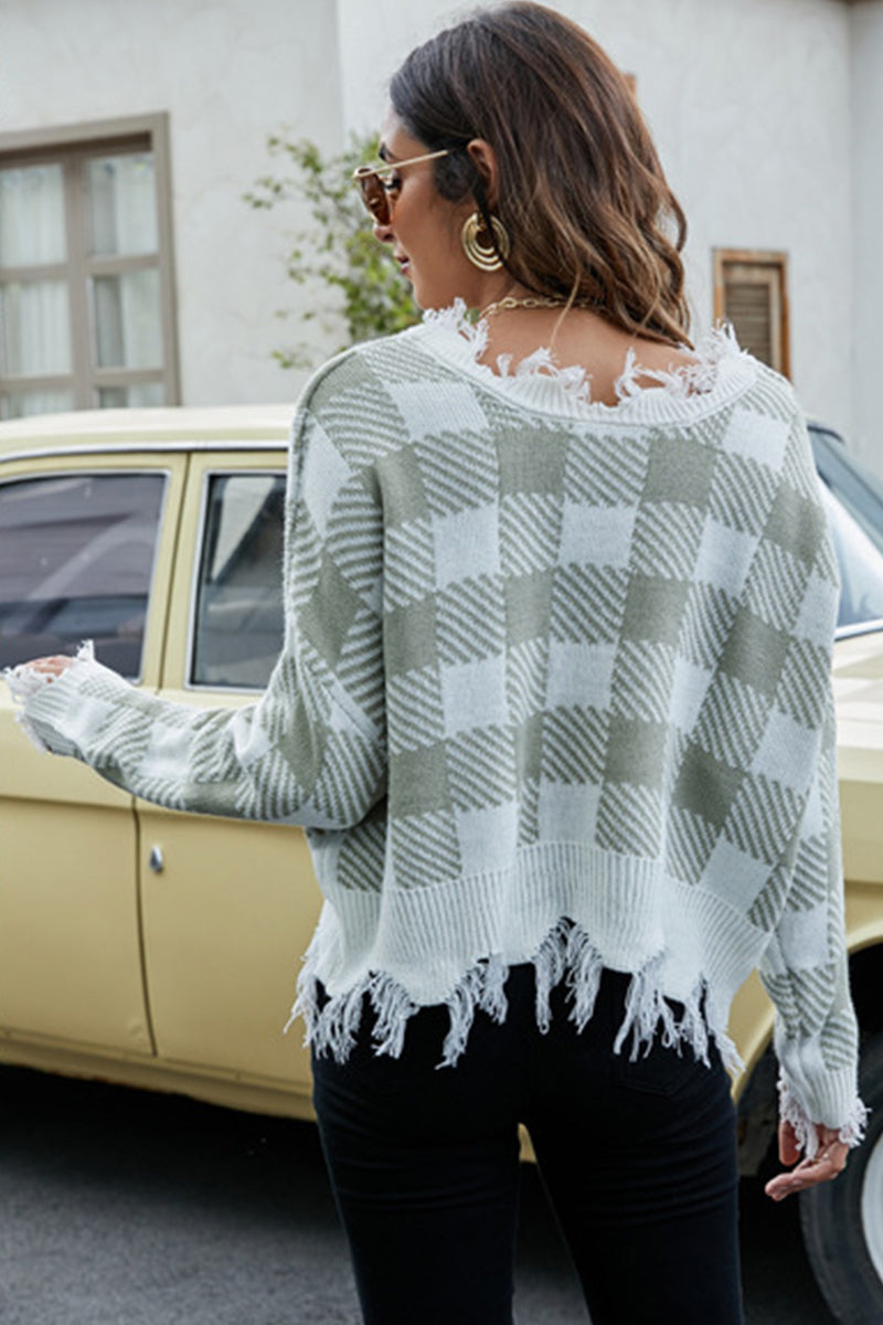 WOMEN PLAID PATTERN DISTRESSED CASUAL SWEATER