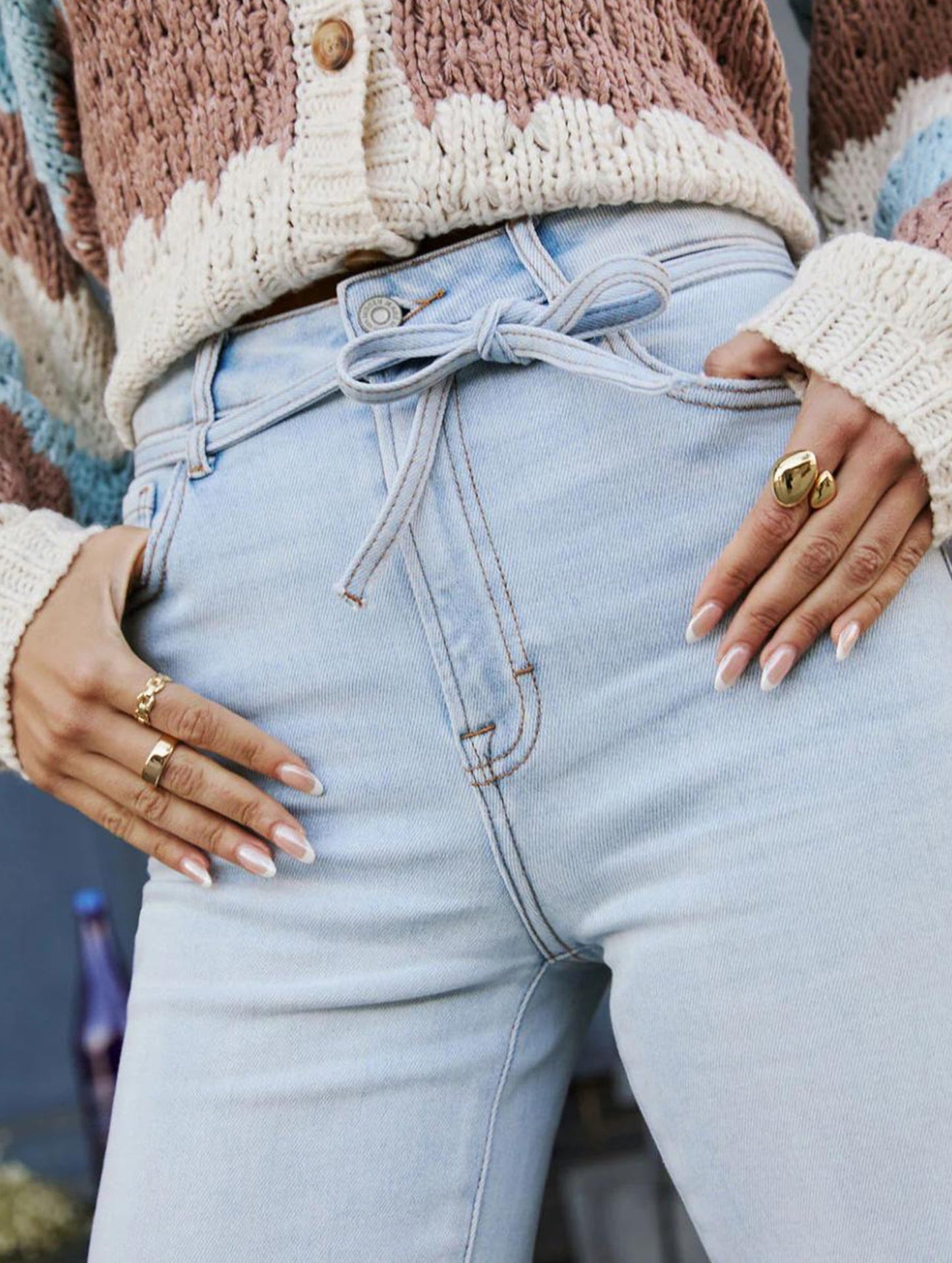 Casual high-waisted washed straight-leg jeans