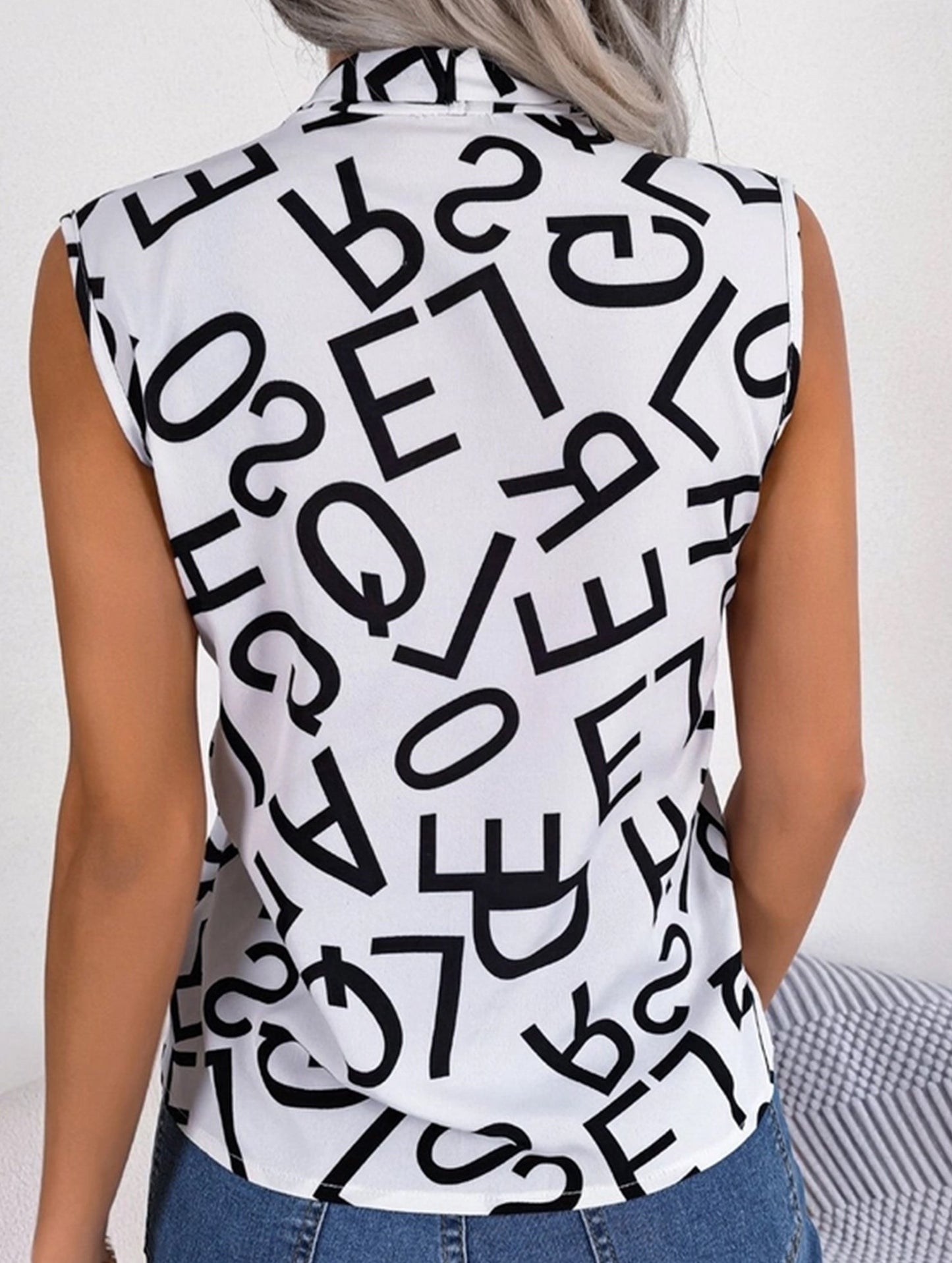 CASUAL COMMUTER LETTER V NECK CHIFFON TOP_CWTSTSL0034