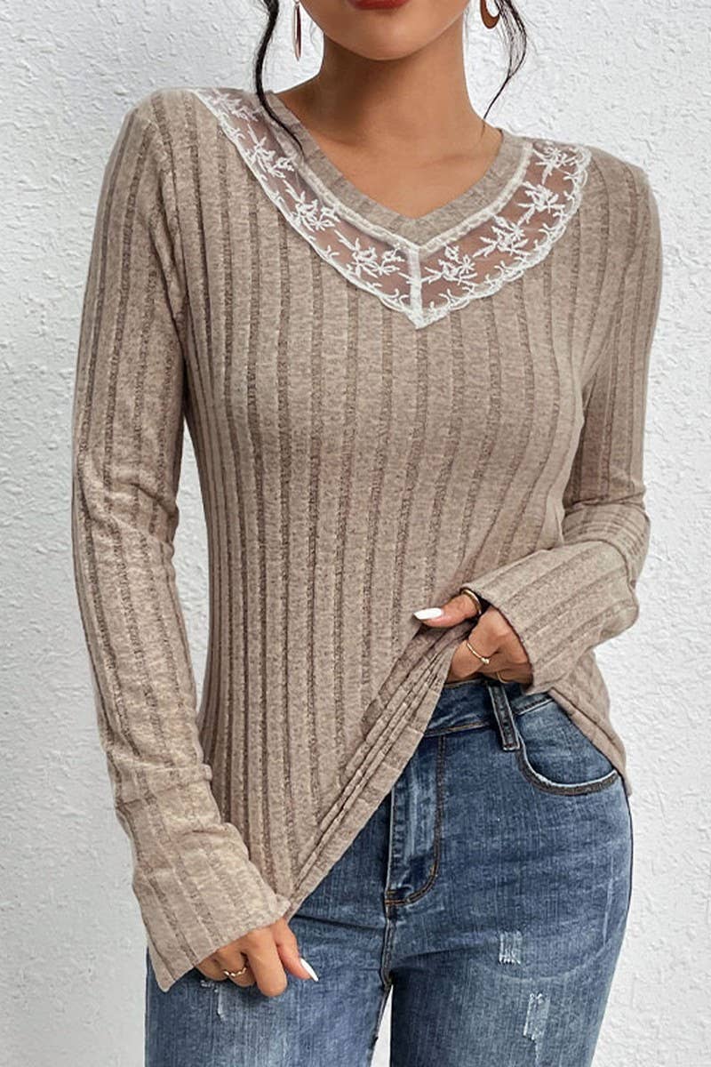 CWTBLL4037_COLORBLOCK V-NECK LONG SLEEVE KNIT SWEATER