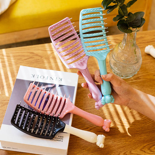 WOMEN WIDE-TOOTHED HAIR COMB WITH FLUFFY STYLING