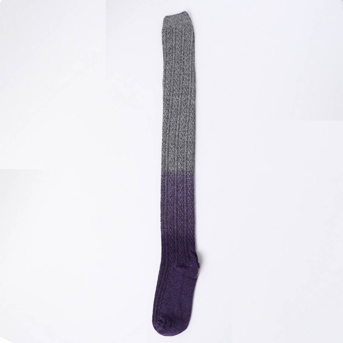AUTUMN AND WINTER GRADIENT LONG OVER-THE-KNEE SOCKS_CWMS0863