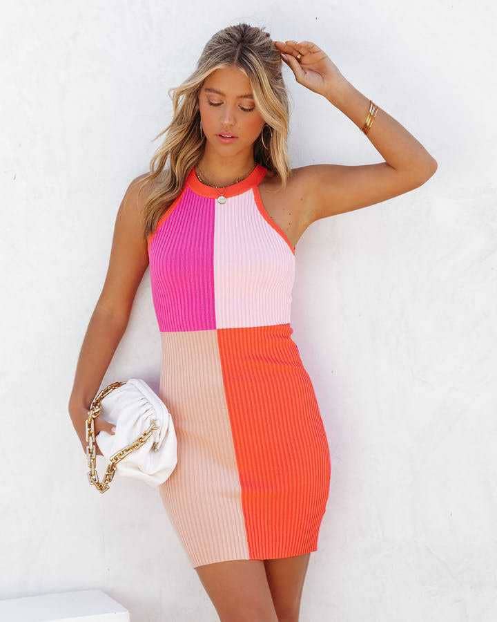 COLOR MATCHING SLEEVELESS WRAP HIP STRETCH DRESS