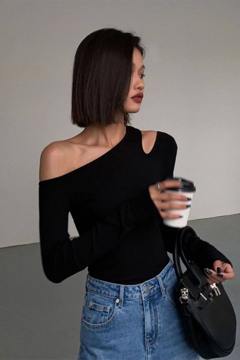 CWTBLL00709_OFF SHOULDER FITTED LONG SLEEVE TEE TOP