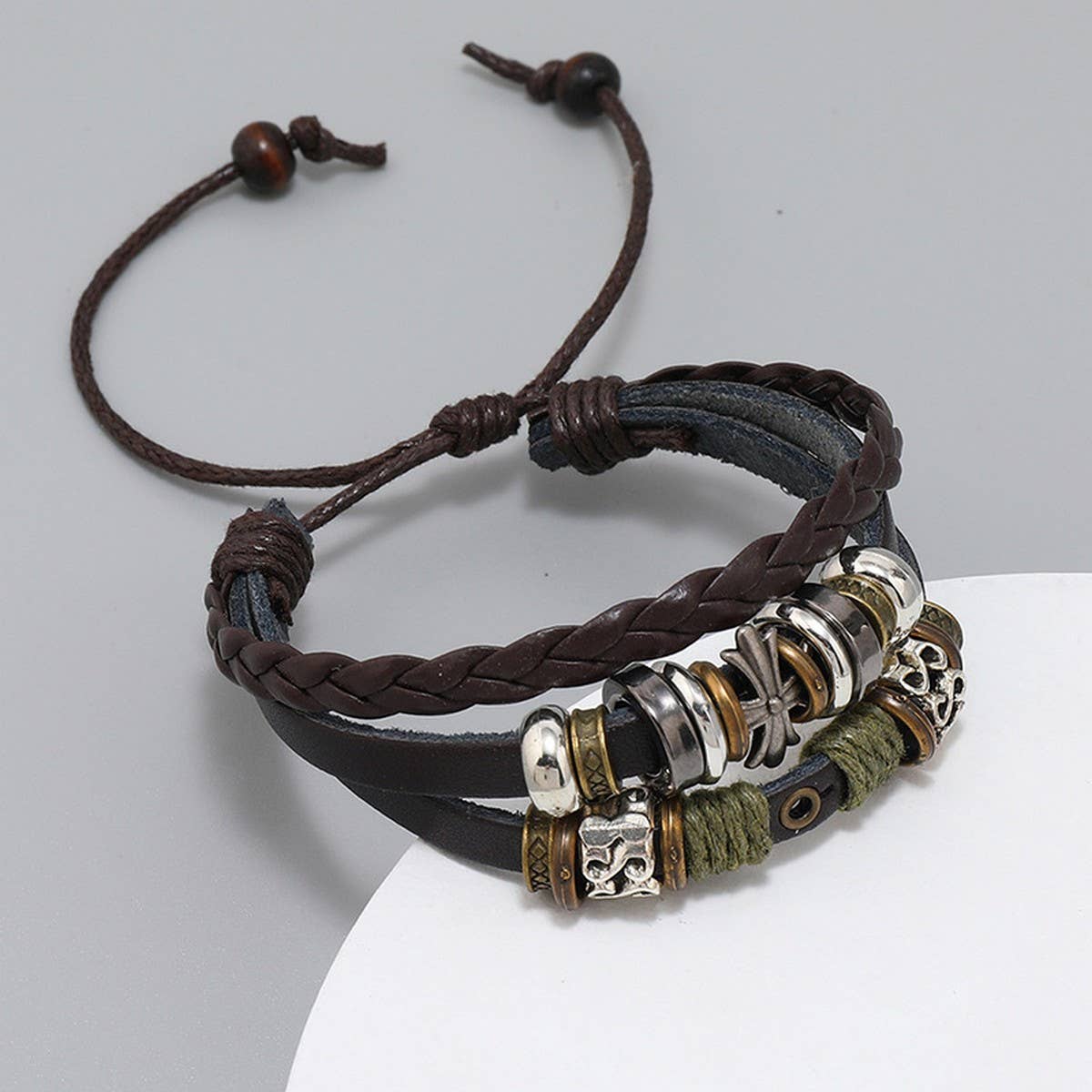 PERSONALIZED BEADED STAR LEATHER BRACELET_CWMM4455