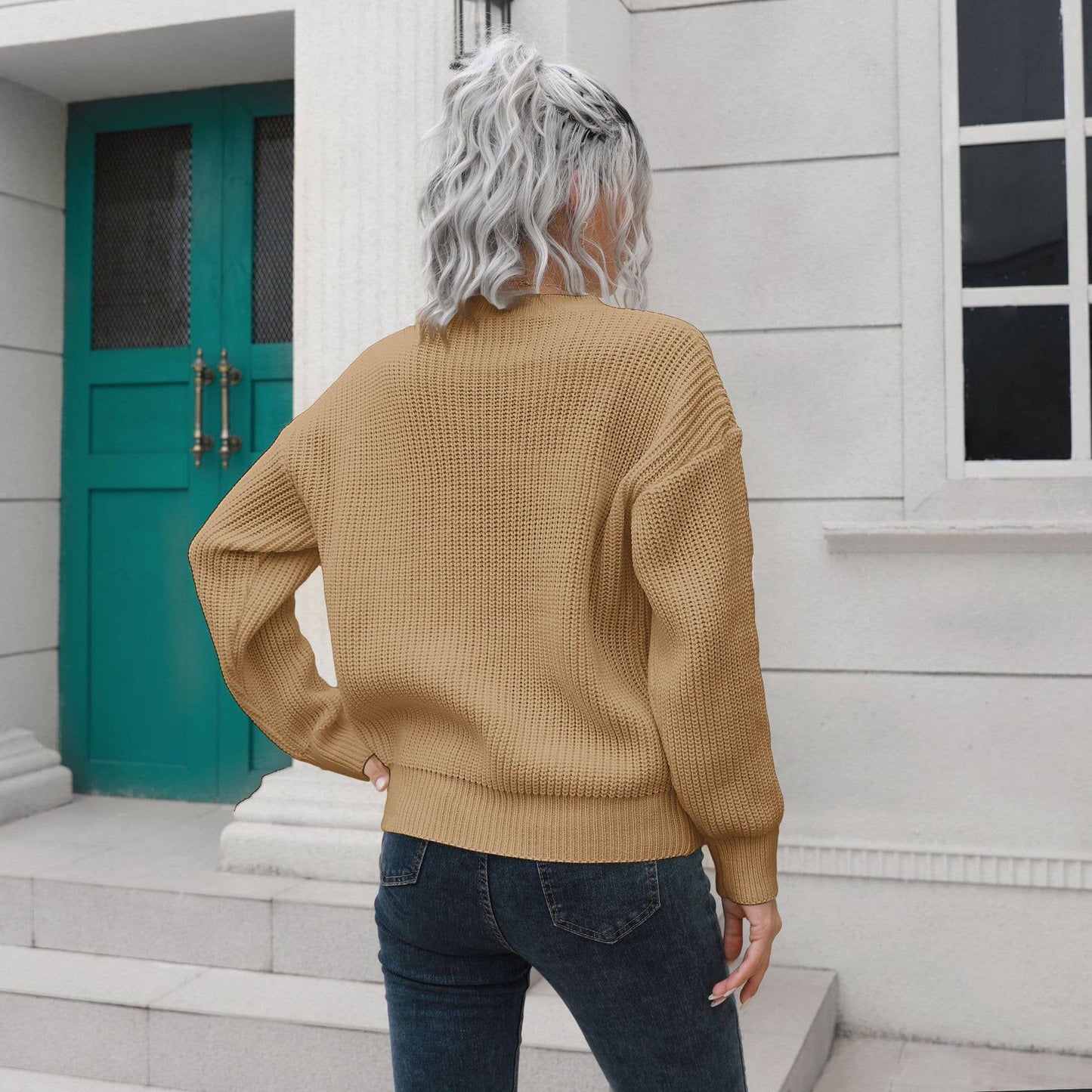 Design sense button long sleeve sweater