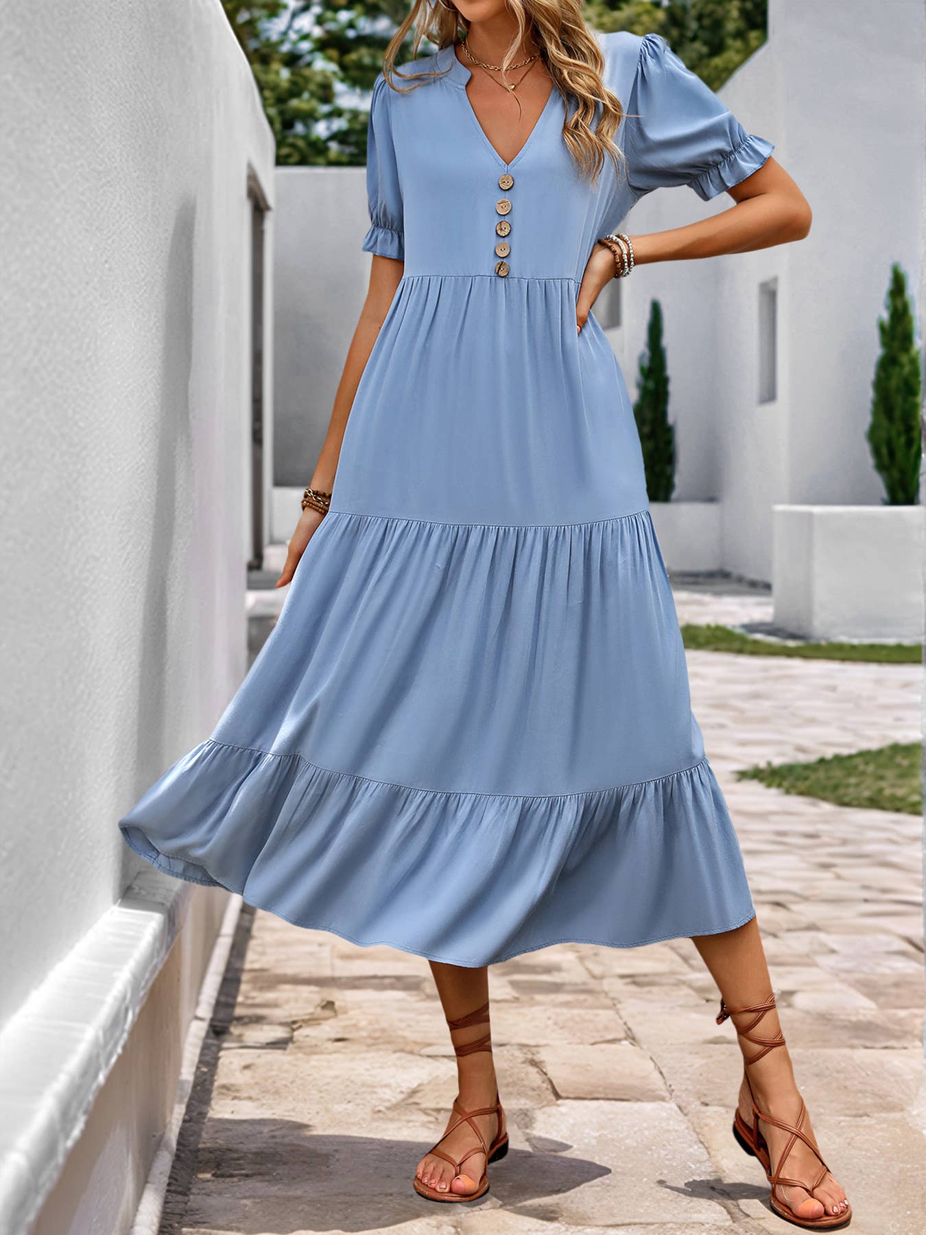 A Pose solid color stand collar mid-length dress
