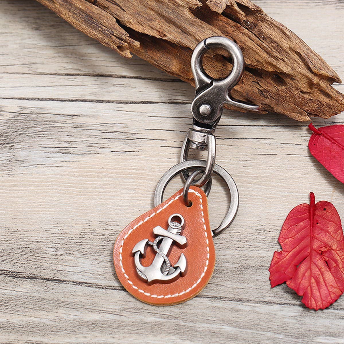 VINTAGE MEN'S BRONZE ALLOY COWHIDE KEYCHAIN