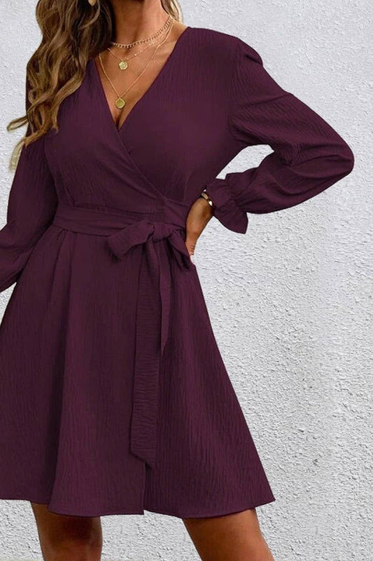 CWDMD4158_SOLID COLOR V-NECK LANTERN SLEEVE LACE-UP DRESS