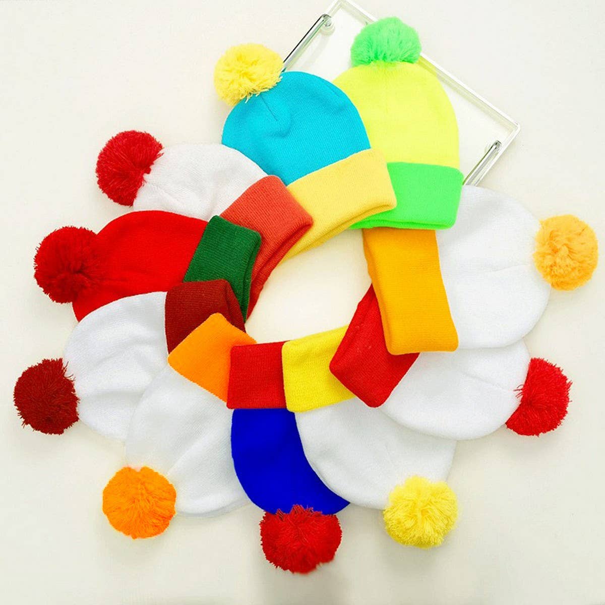 CWAH04339_CHRISTMAS STRIPED KNIT POM POM BEANIE HAT