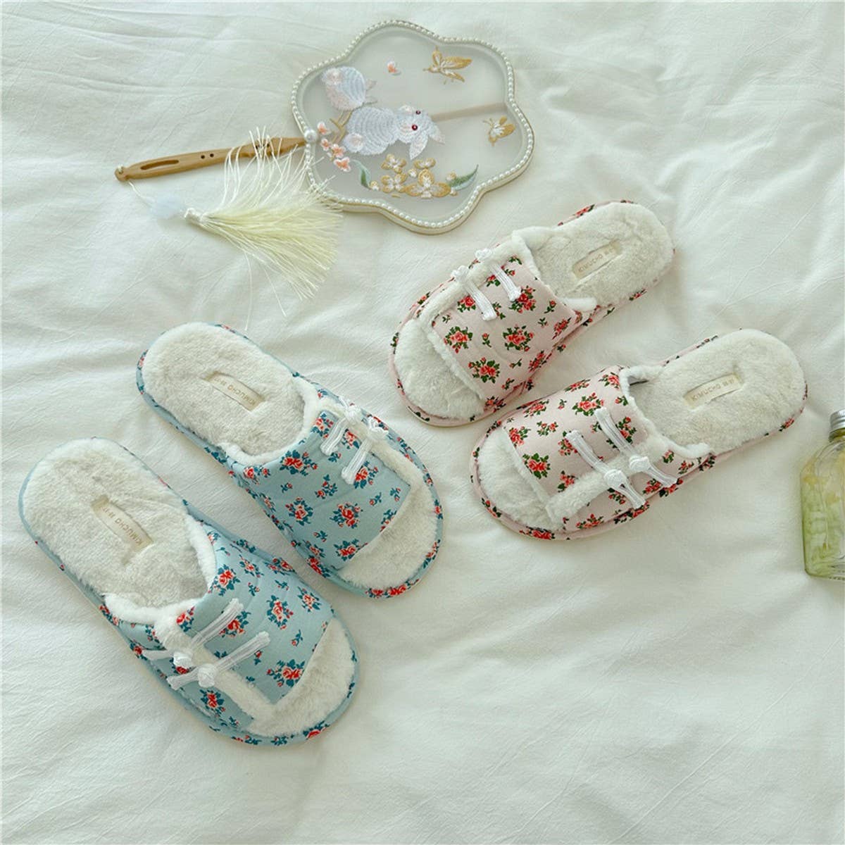 CHEONGSAM BUTTONED PLUSH OPEN-TOE HOME SLIPPERS_CWMM2987