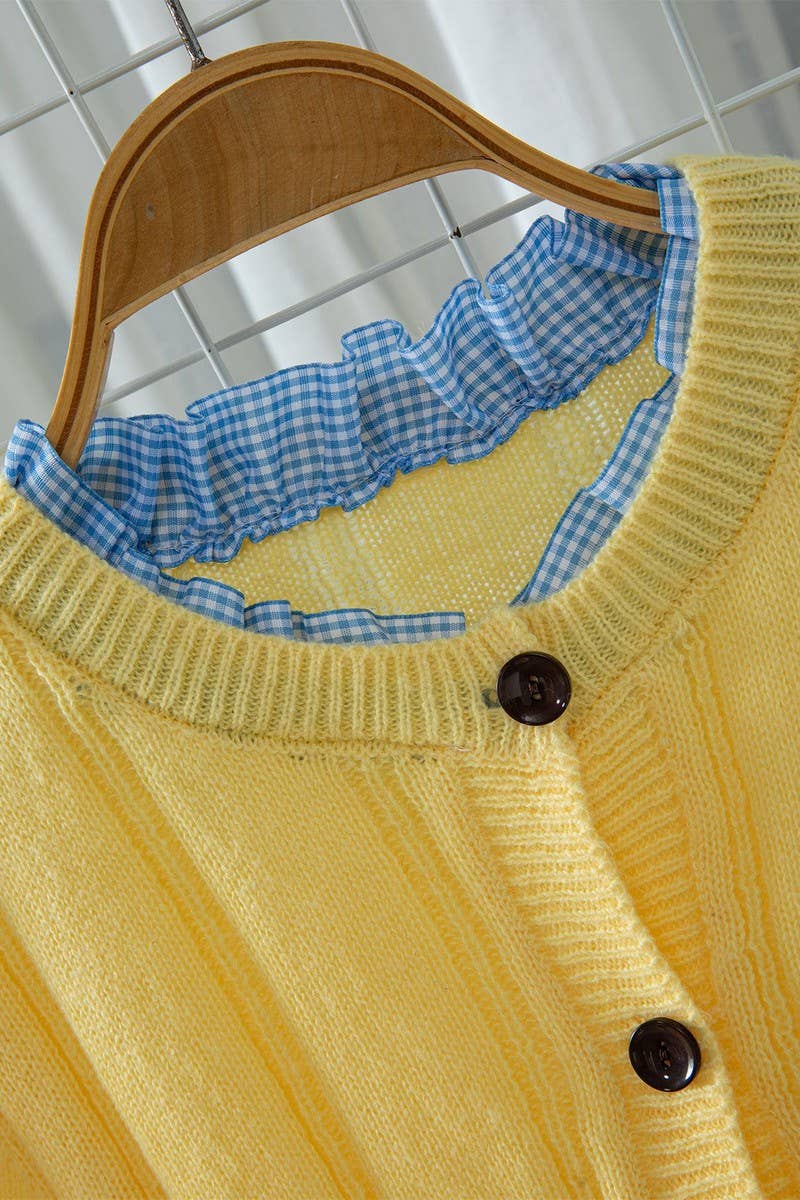 CWOCAL2291_SWEET RUFFLE TRIM FITTED CROPPED KNIT CARDIGAN