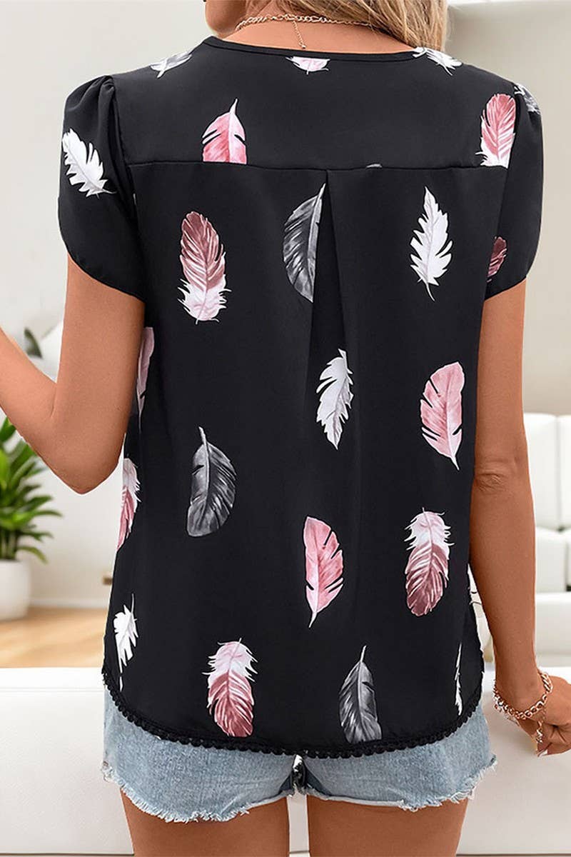 CWTBLS0969_V-NECK FEATHER PRINT SHIRT