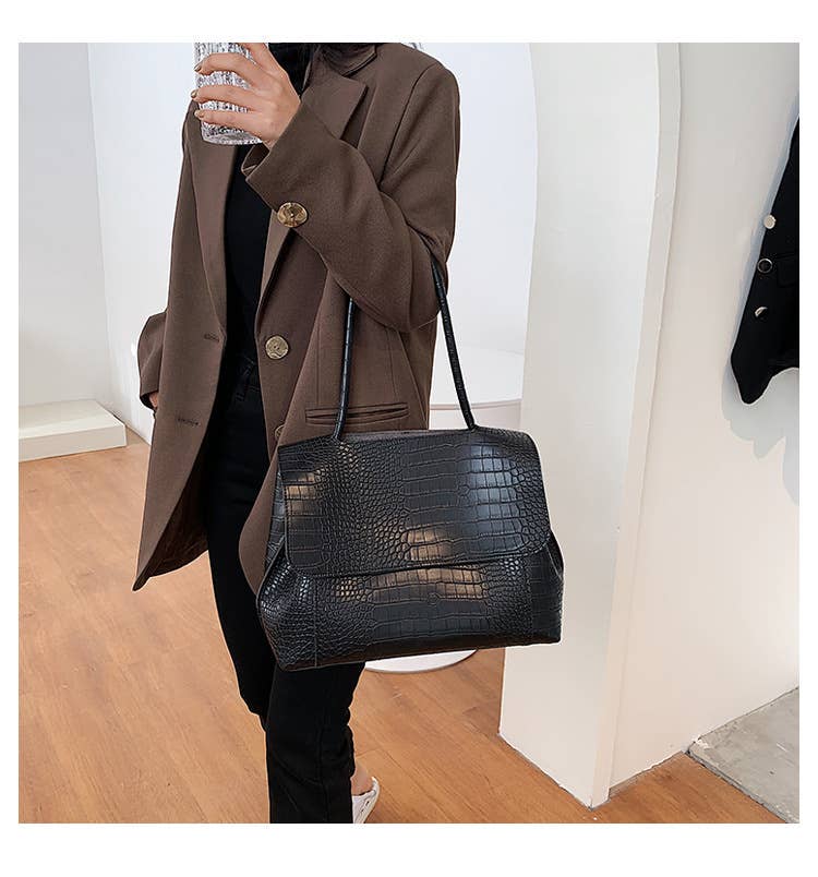 High-end large-capacity hand-held tote bag