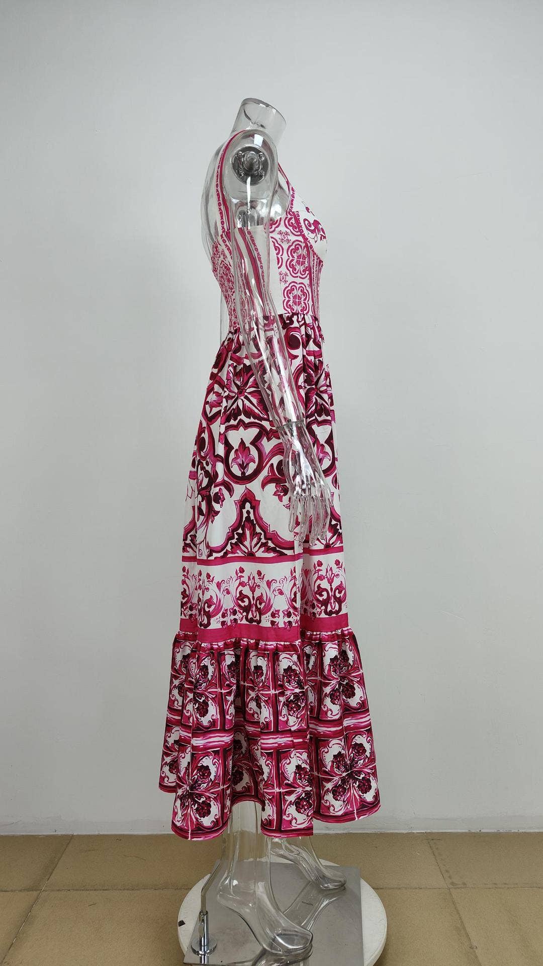 BOHEMIAN STYLE ELEGANT LONG PRINT HALTER DRESS