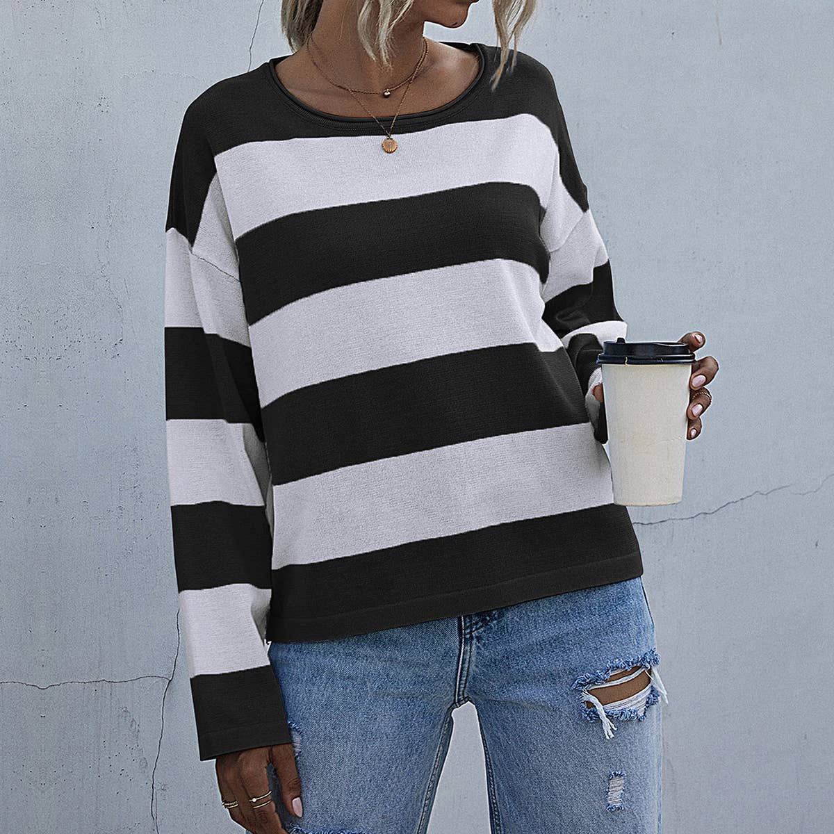 CREW-NECK COLOR STRIPED FASHION KNIT SWEATER