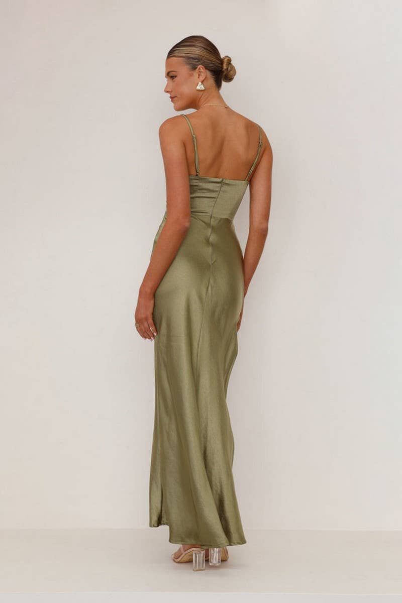 CWDMD5546_SOLID BACKLESS SPAGHETTI STRAP MIDI DRESS