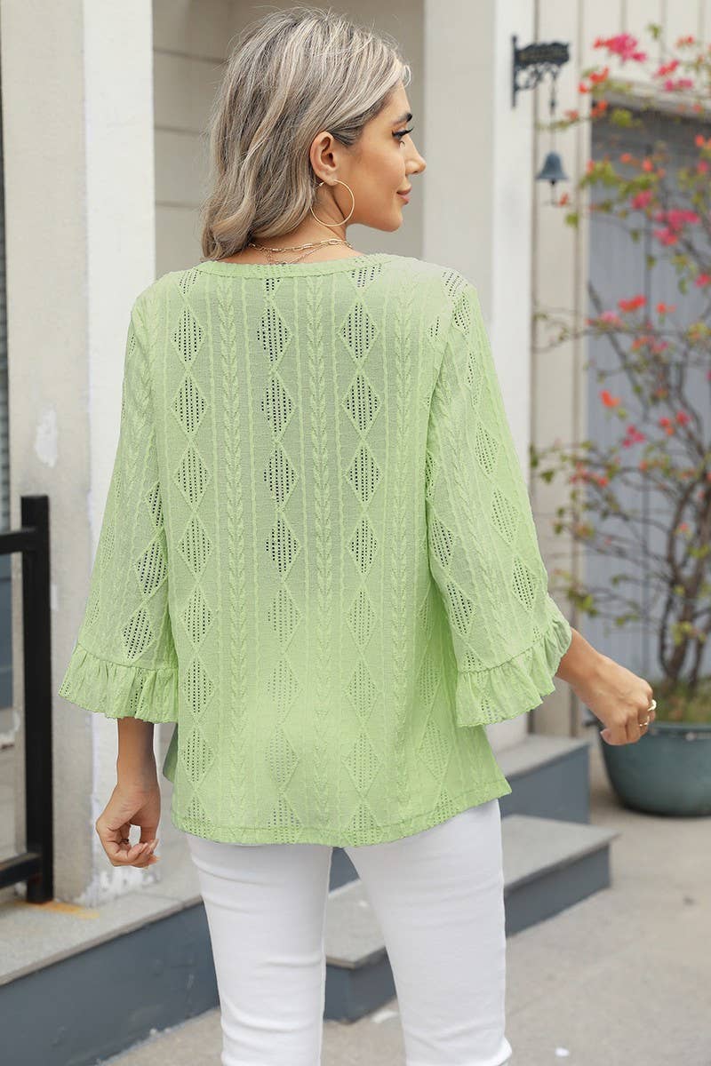 CWTBLL3672_V-NECK DIAMOND CHECK HOLLOW TRUMPET SLEEVE TOP