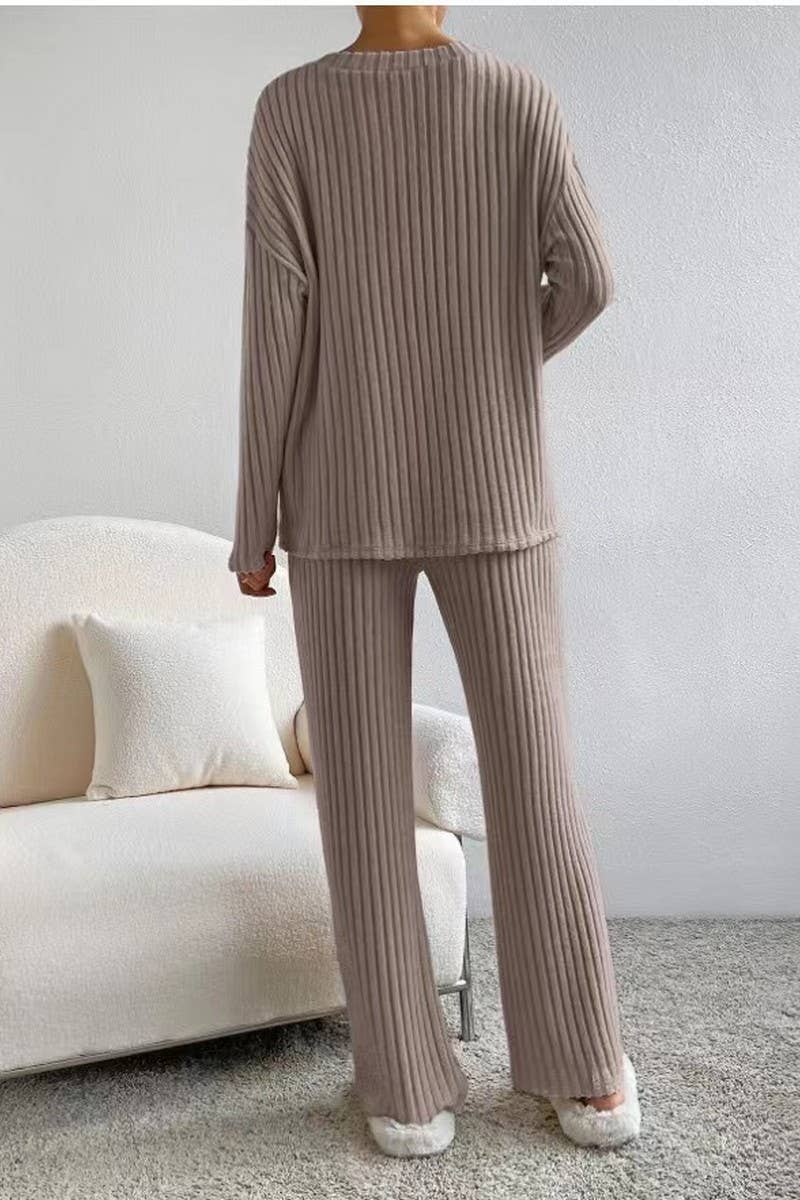 CWSTB1609_V-NECK RIBBED TOP AND PANTS KNITTED SUIT