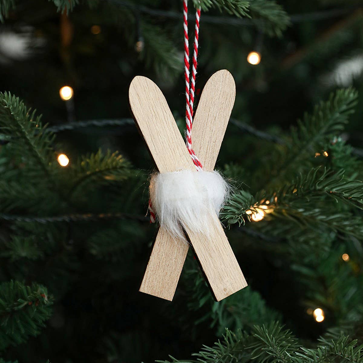 Wooden Red Sled Christmas Tree Hanging Decoration_CWMM9792