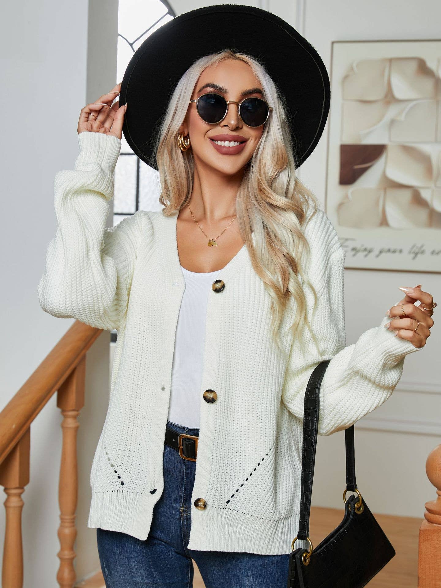 CUT-OUT SINGLE BREASTED CARDIGAN SWEATER