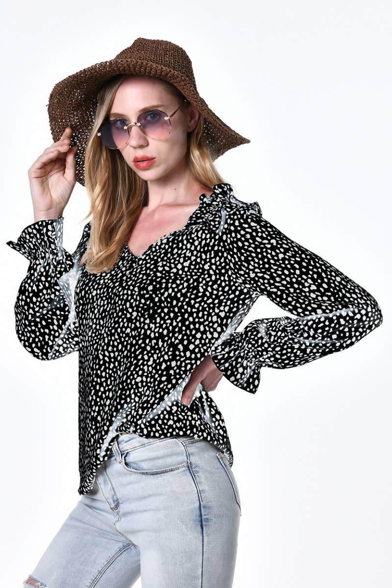 CWTBLL2485_V-NECK LEOPARD PRINT LONG-SLEEVED TOP